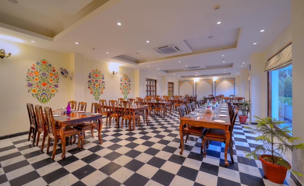 Welcomheritage Mount Valley Resort Ranthambore 萨瓦伊马多普尔 外观 照片
