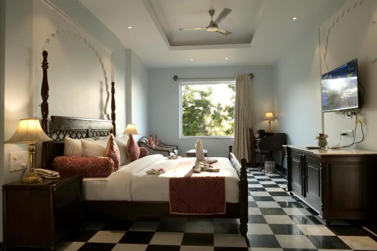 Welcomheritage Mount Valley Resort Ranthambore 萨瓦伊马多普尔 外观 照片