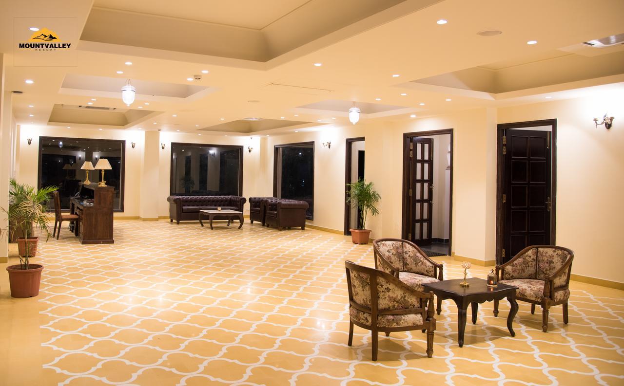 Welcomheritage Mount Valley Resort Ranthambore 萨瓦伊马多普尔 外观 照片