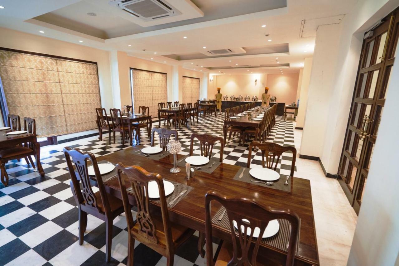 Welcomheritage Mount Valley Resort Ranthambore 萨瓦伊马多普尔 外观 照片