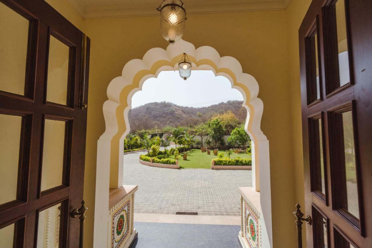 Welcomheritage Mount Valley Resort Ranthambore 萨瓦伊马多普尔 外观 照片